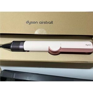 BRAND NEW! Dyson AirStrait Hair Tool